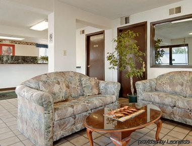 Sunset Inn Northlake Charlotte Interior photo